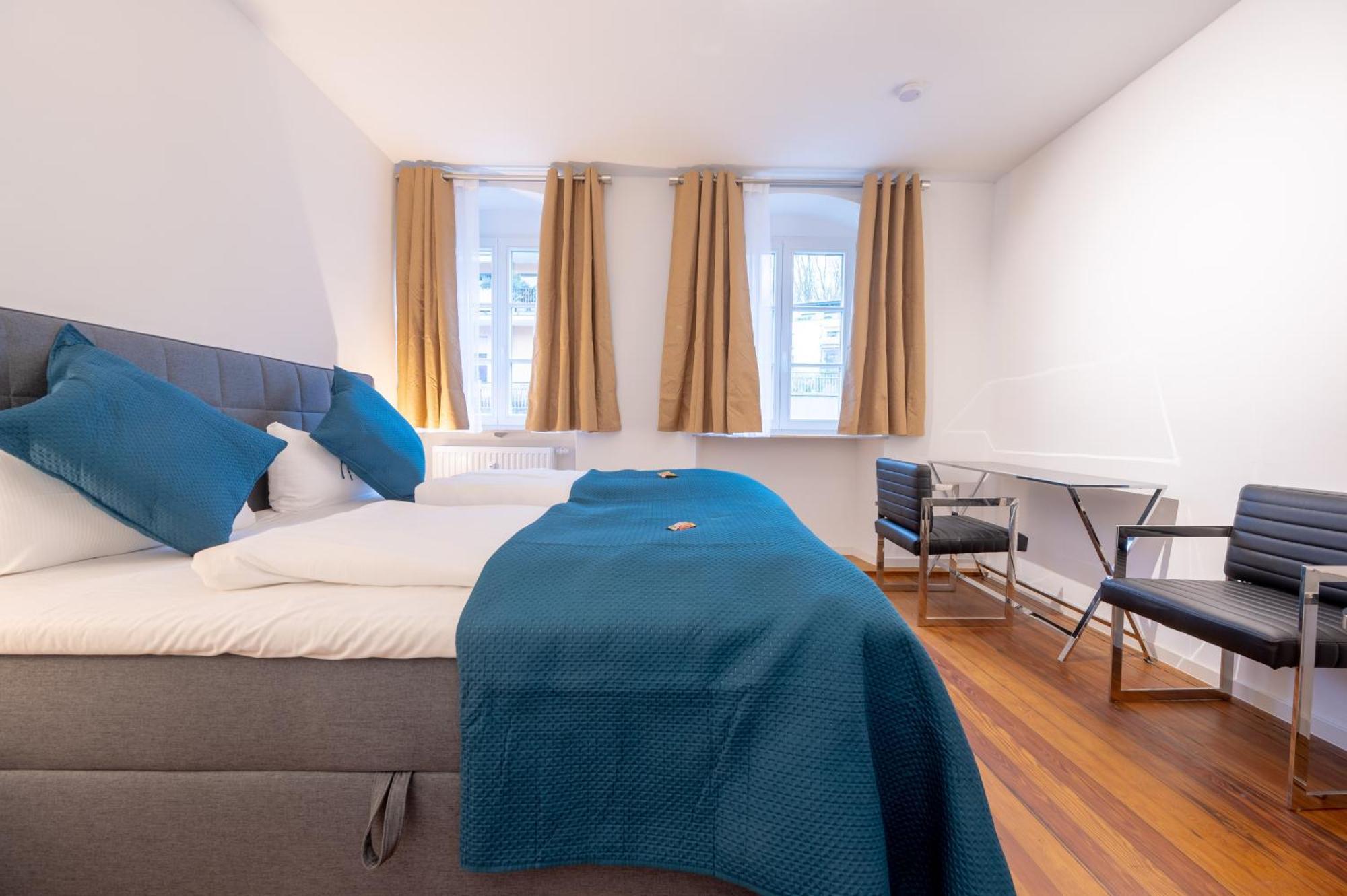 Lit Living Weinheim Altstadt - Boutique Apartments - Parking Exterior photo